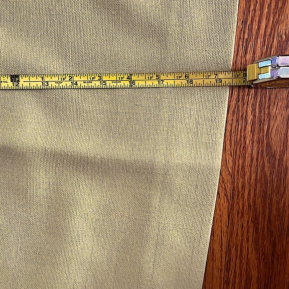 The IT color soft green transitional suit.10p.Lined.Beautiful gold/enamelbuttons - Picture 7 of 8